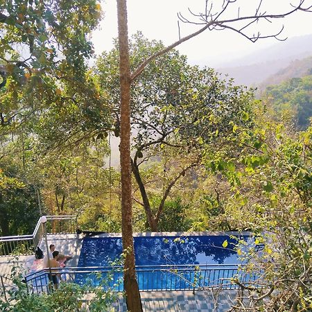 Sunset Valley Kerala Pool Resort - Serene Natural Forest Cottage Stay In Idukki With Sunrise & Sunset Panoramas, Natural Streams & Tranquil Summer Evenings Pīrmed 外观 照片