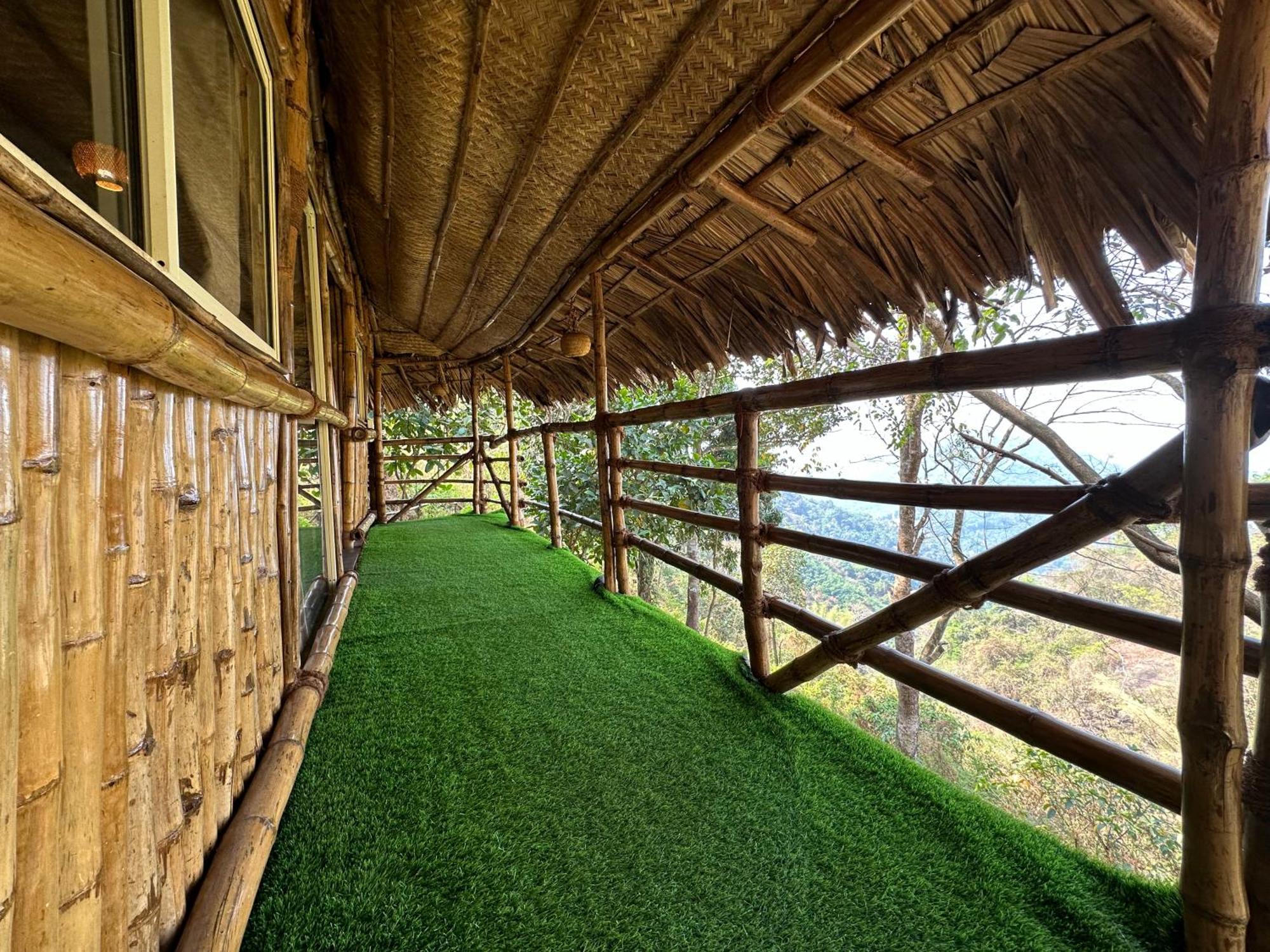 Sunset Valley Kerala Pool Resort - Serene Natural Forest Cottage Stay In Idukki With Sunrise & Sunset Panoramas, Natural Streams & Tranquil Summer Evenings Pīrmed 外观 照片
